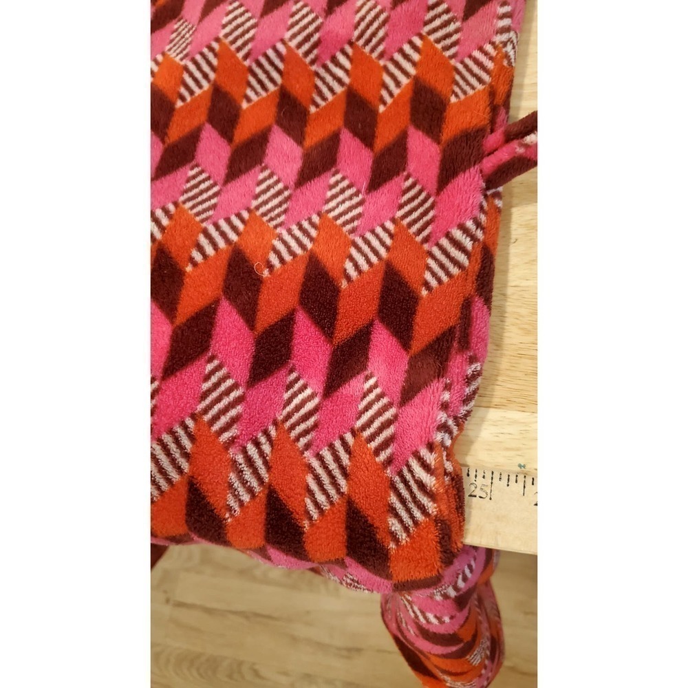Vera Bradley Geometric Print Terry Short Robe Pink & Red - Picture 11 of 12